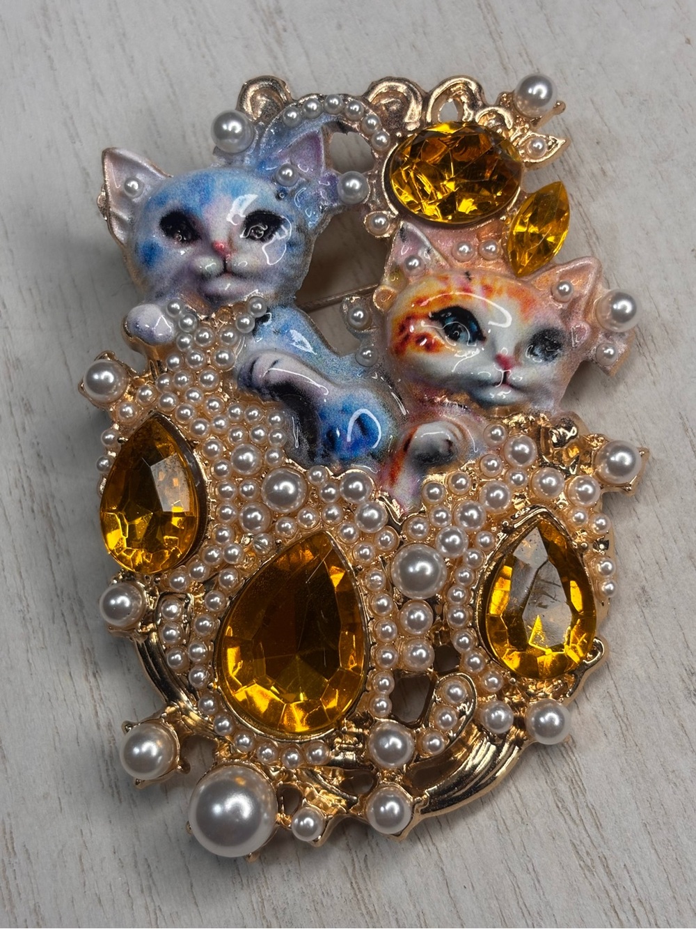 Jeweled Cat Duo Brooch Pin with Pearls & Amber Rhinestones
